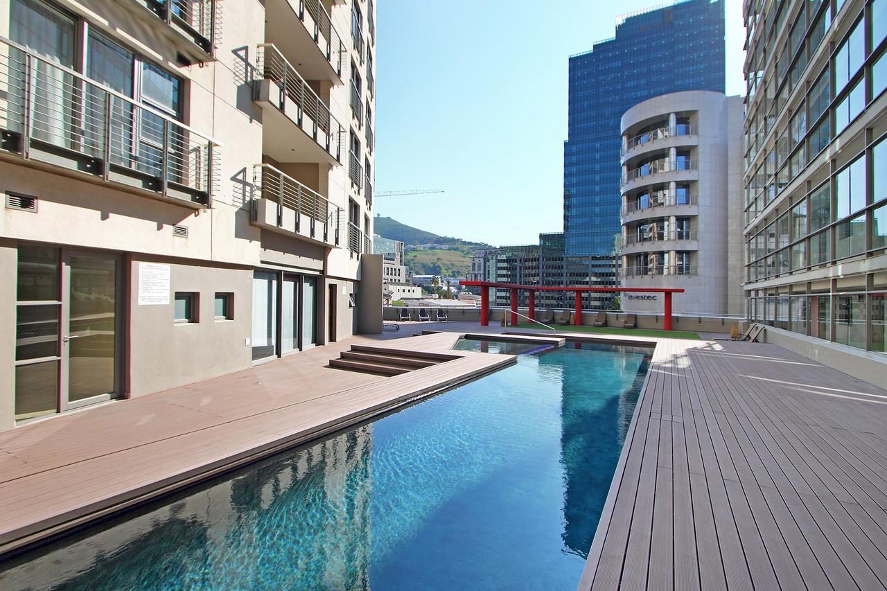 Full Power, Long Stay Rates, Walk To V&A Waterfront, Fibre Wifi, Gym & Pool Cape Town Oda fotoğraf
